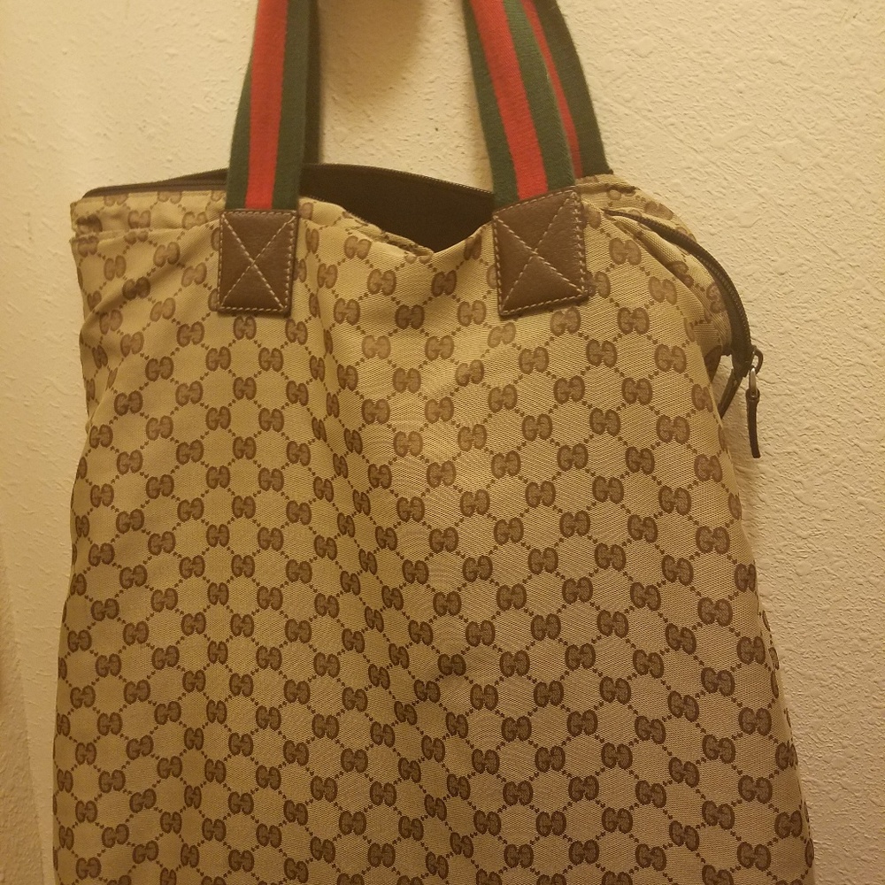 Authentic Gucci Shopper